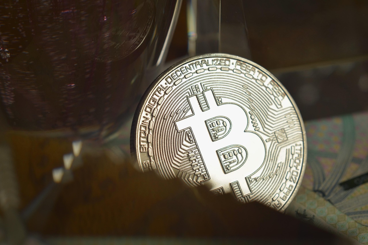 比特币盘整阶段：为何剧烈波动后的横盘是正常现象
