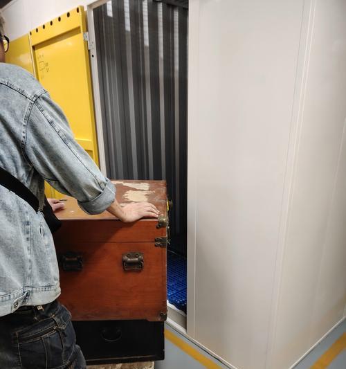 储藏室整理攻略——打造有序空间（解放储藏室的秘诀，让收纳变得轻松愉快）-第3张图片-