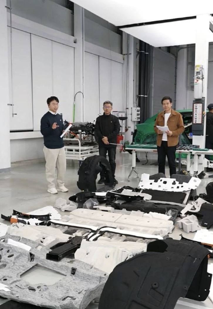 雷军：小米 YU7 汽车很多投入花在了看不到的地方，比如静音材料、隔热防晒等